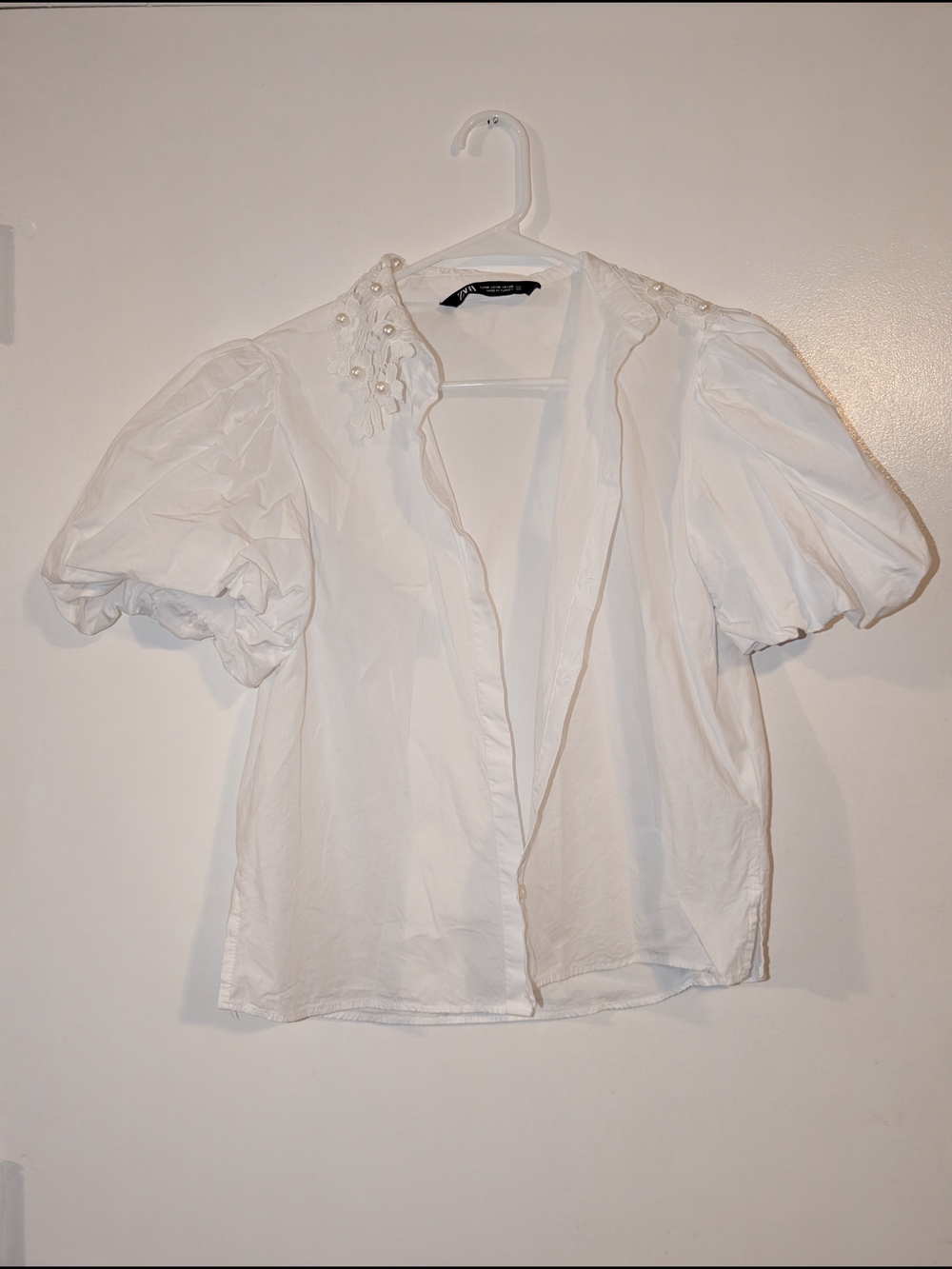 Zara White Puff-Sleeve Embellished-Collar Blouse